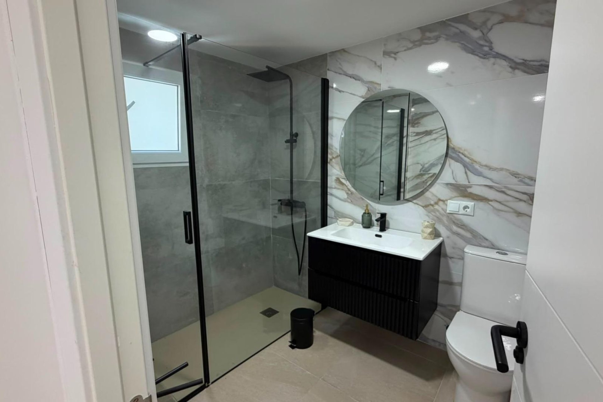 Herverkoop - Apartment -
Torrevieja - Playa del Cura
