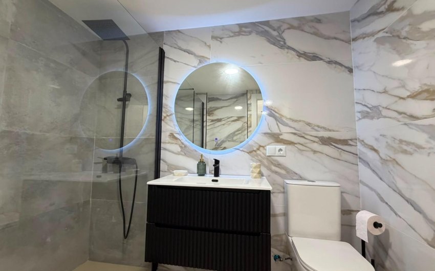 Herverkoop - Apartment -
Torrevieja - Playa del Cura
