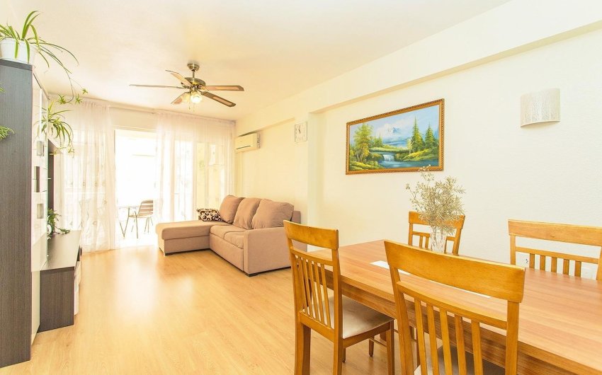 Herverkoop - Apartment -
Torrevieja - Playa del Cura