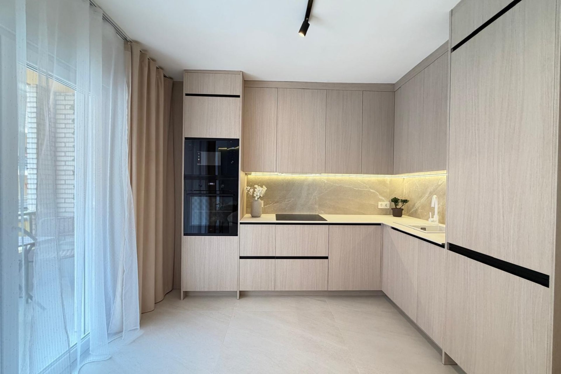 Herverkoop - Apartment -
Torrevieja - Playa del Cura