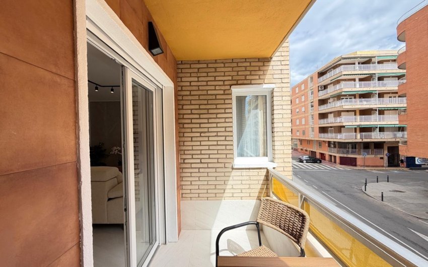 Herverkoop - Apartment -
Torrevieja - Playa del Cura