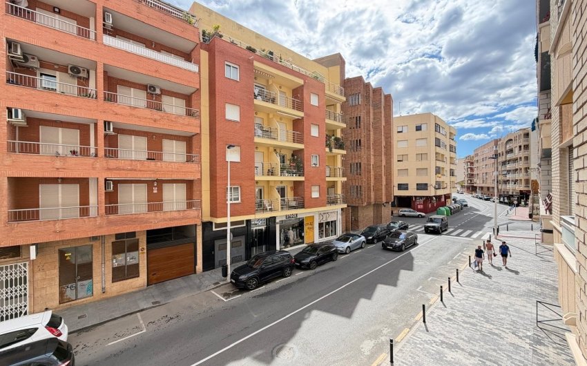 Herverkoop - Apartment -
Torrevieja - Playa del Cura