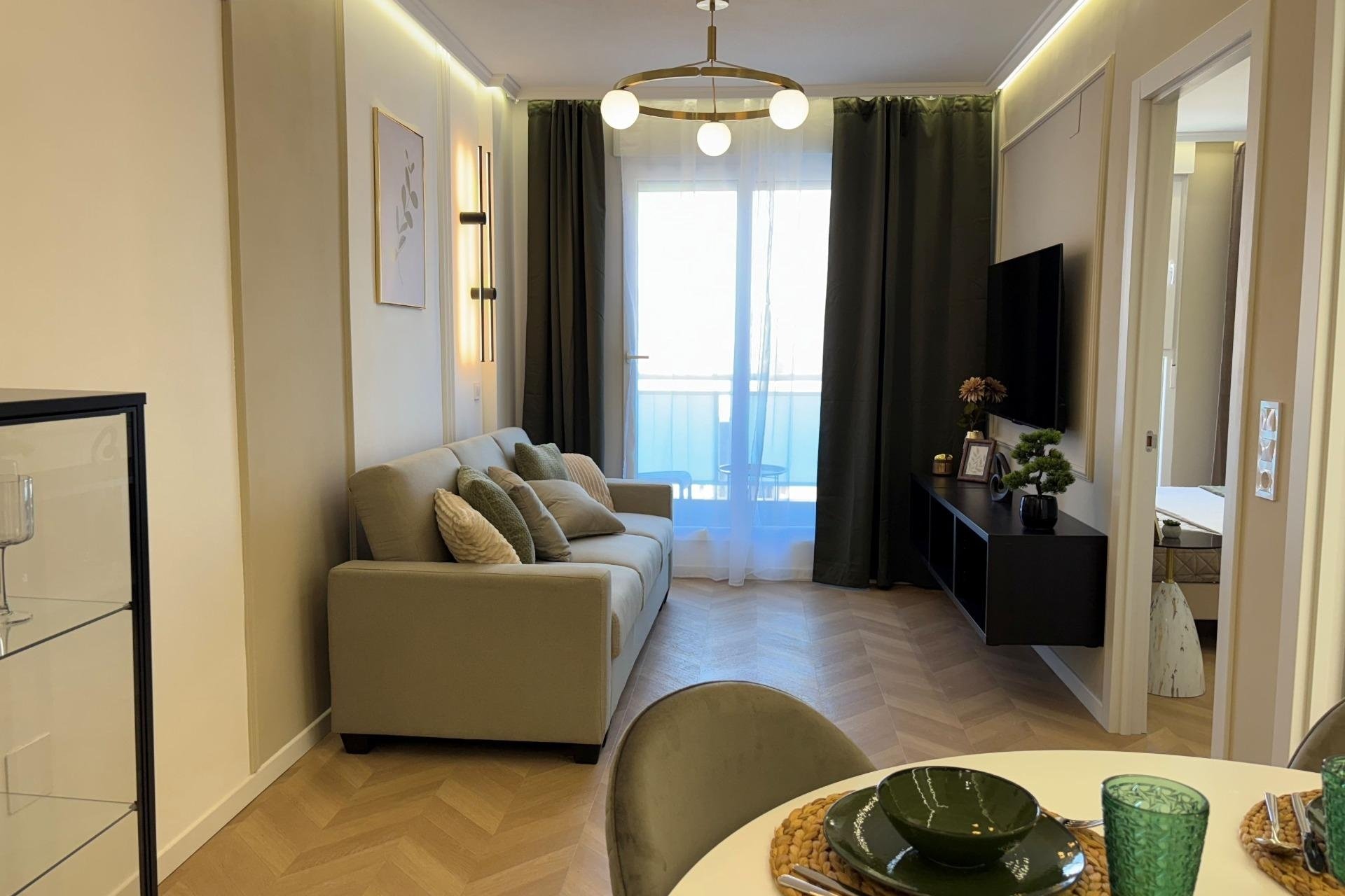 Herverkoop - Apartment -
Torrevieja - Playa del Cura