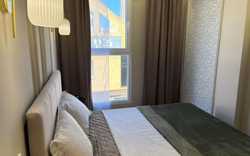 Herverkoop - Apartment -
Torrevieja - Playa del Cura