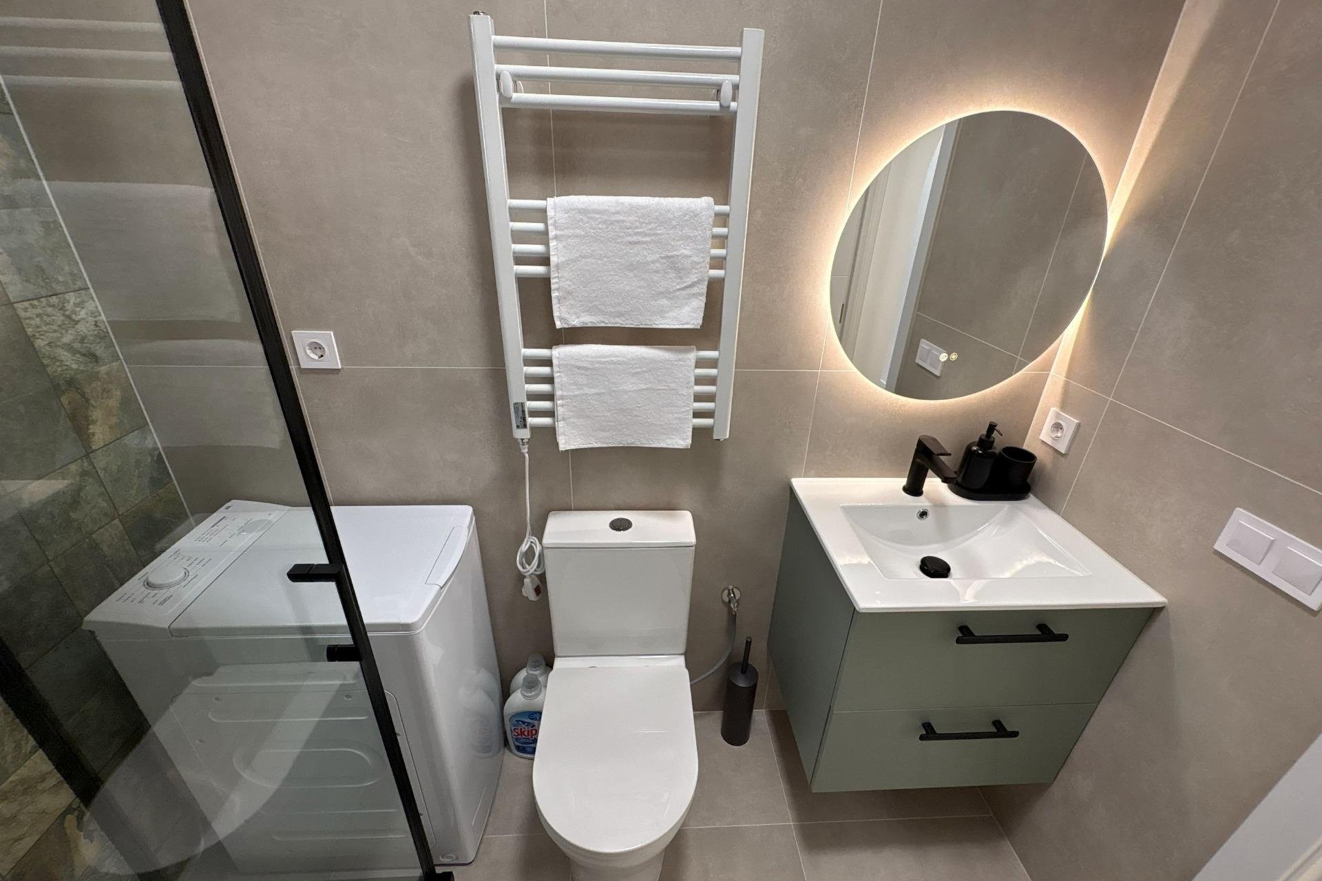 Herverkoop - Apartment -
Torrevieja - Playa del Cura