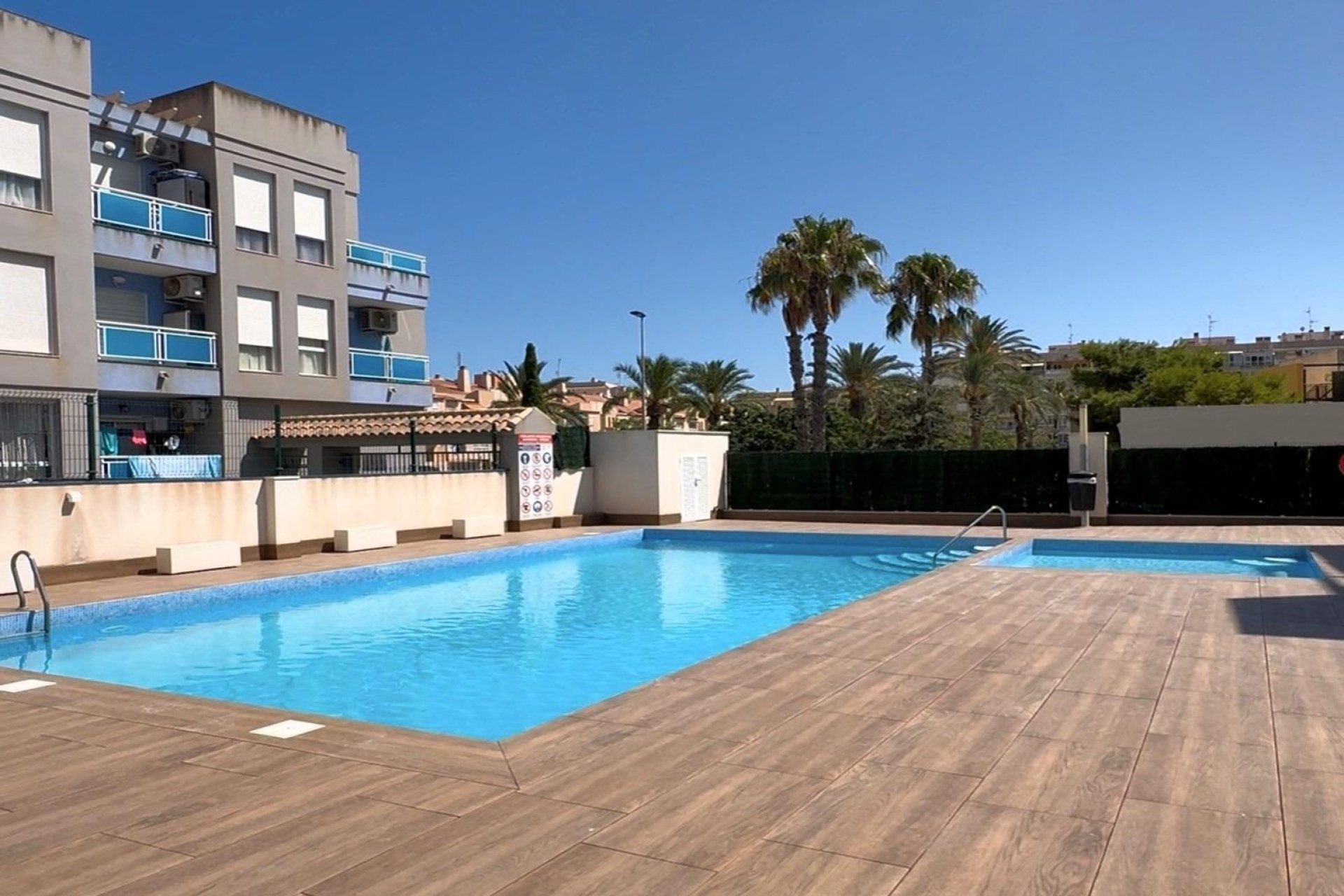 Herverkoop - Apartment -
Torrevieja - Playa del Cura