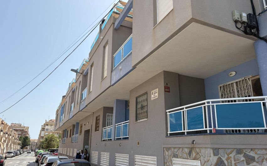 Herverkoop - Apartment -
Torrevieja - Playa del Cura