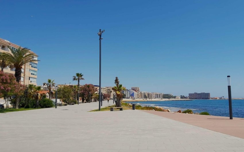 Herverkoop - Apartment -
Torrevieja - Playa del Cura
