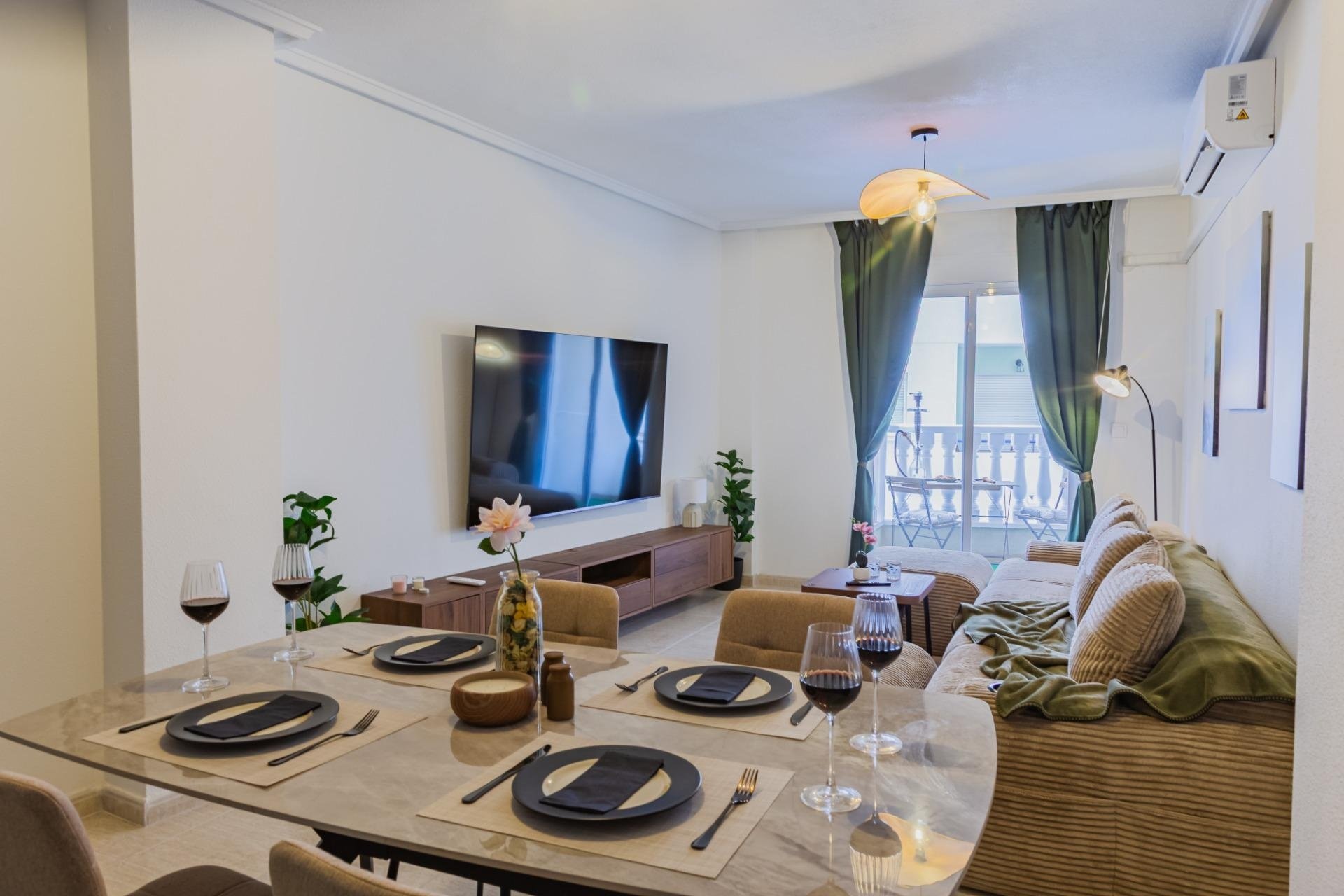 Herverkoop - Apartment -
Torrevieja - Playa del Cura