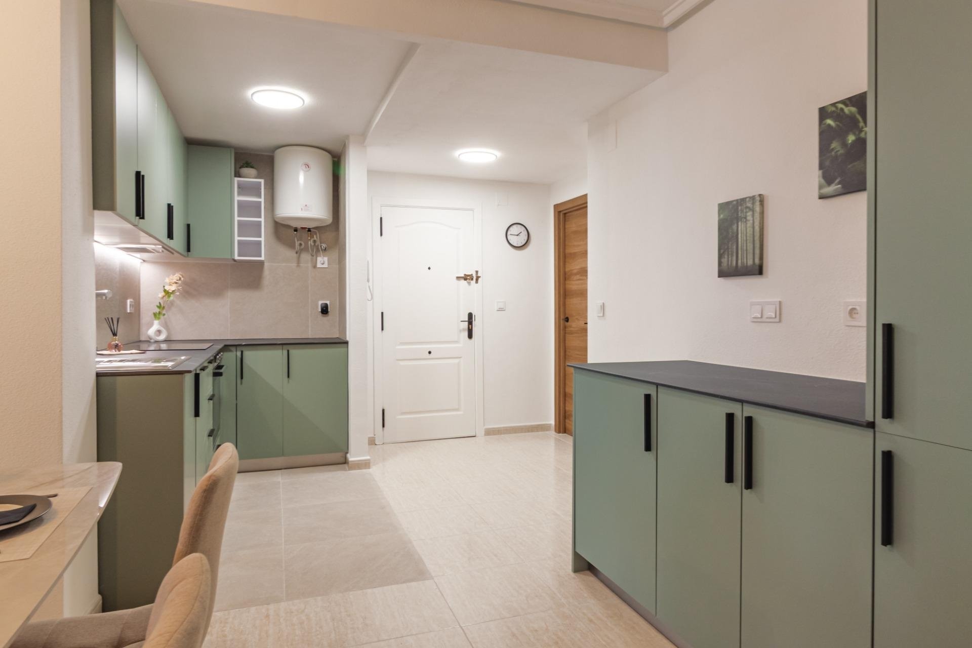 Herverkoop - Apartment -
Torrevieja - Playa del Cura