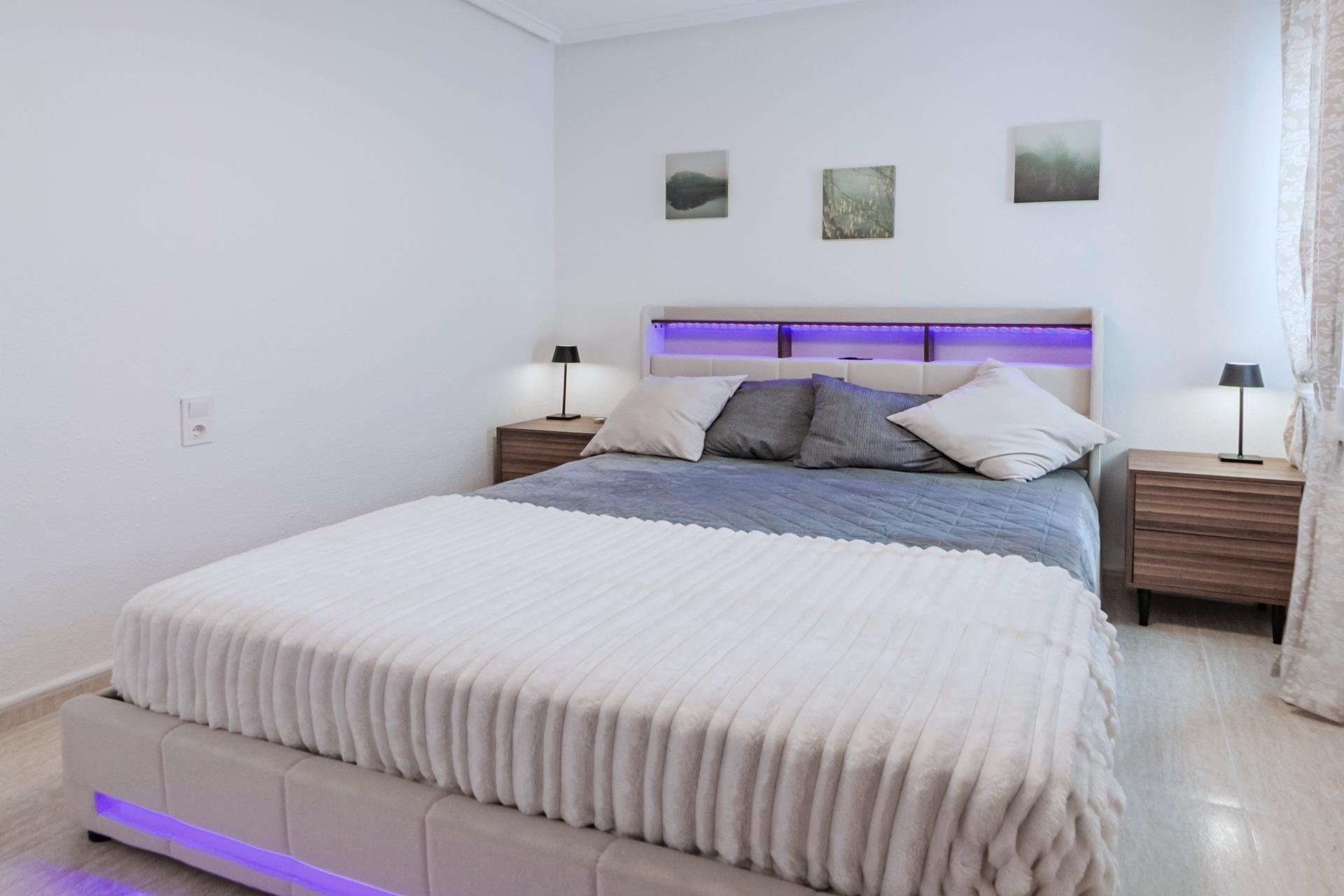 Herverkoop - Apartment -
Torrevieja - Playa del Cura