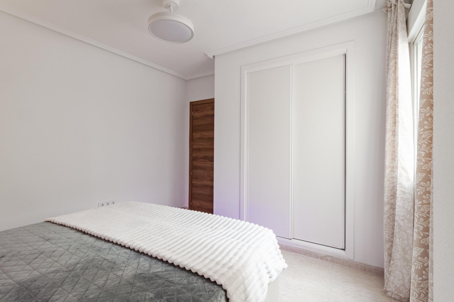 Herverkoop - Apartment -
Torrevieja - Playa del Cura
