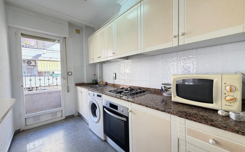 Herverkoop - Apartment -
Torrevieja - Playa del Cura