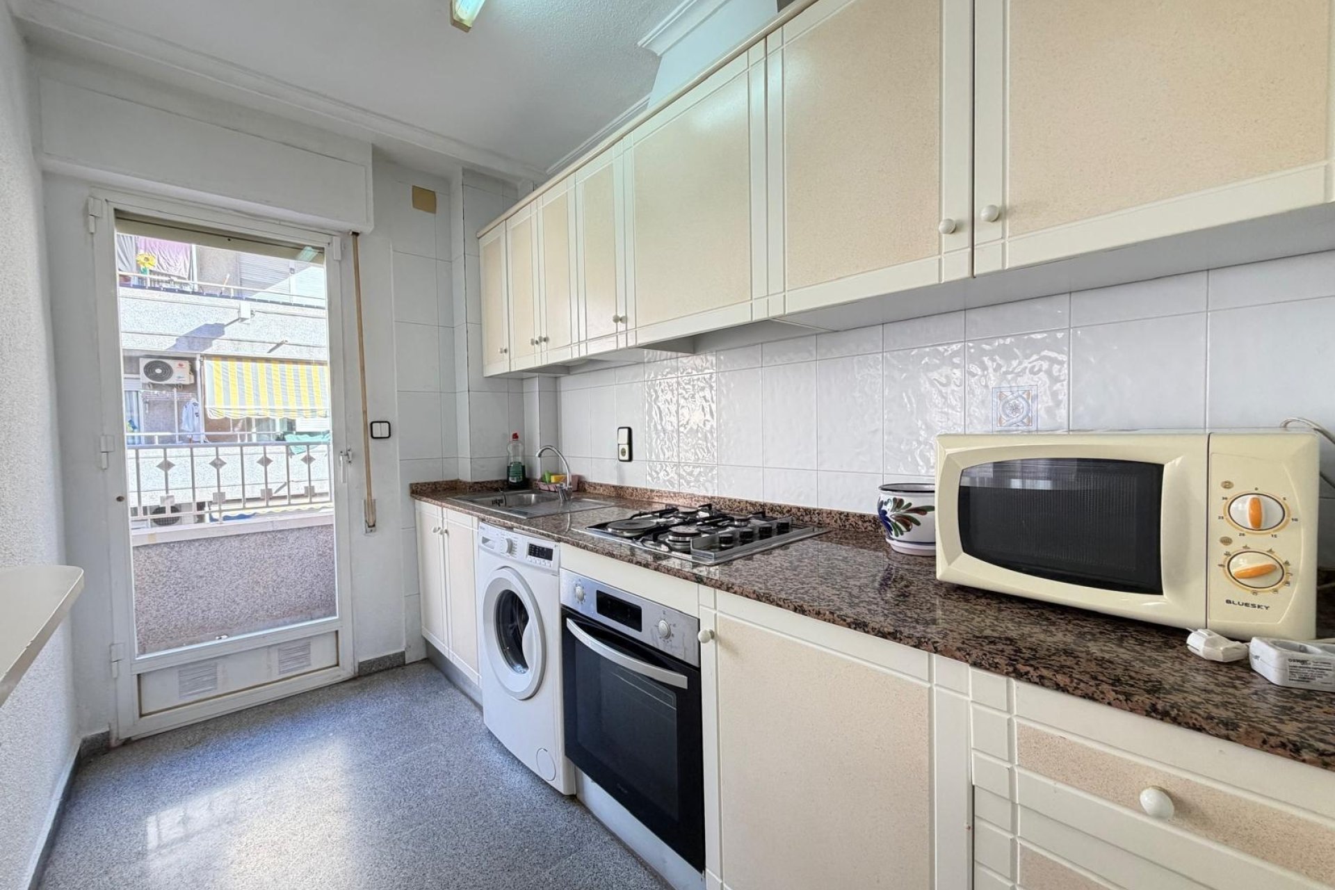 Herverkoop - Apartment -
Torrevieja - Playa del Cura