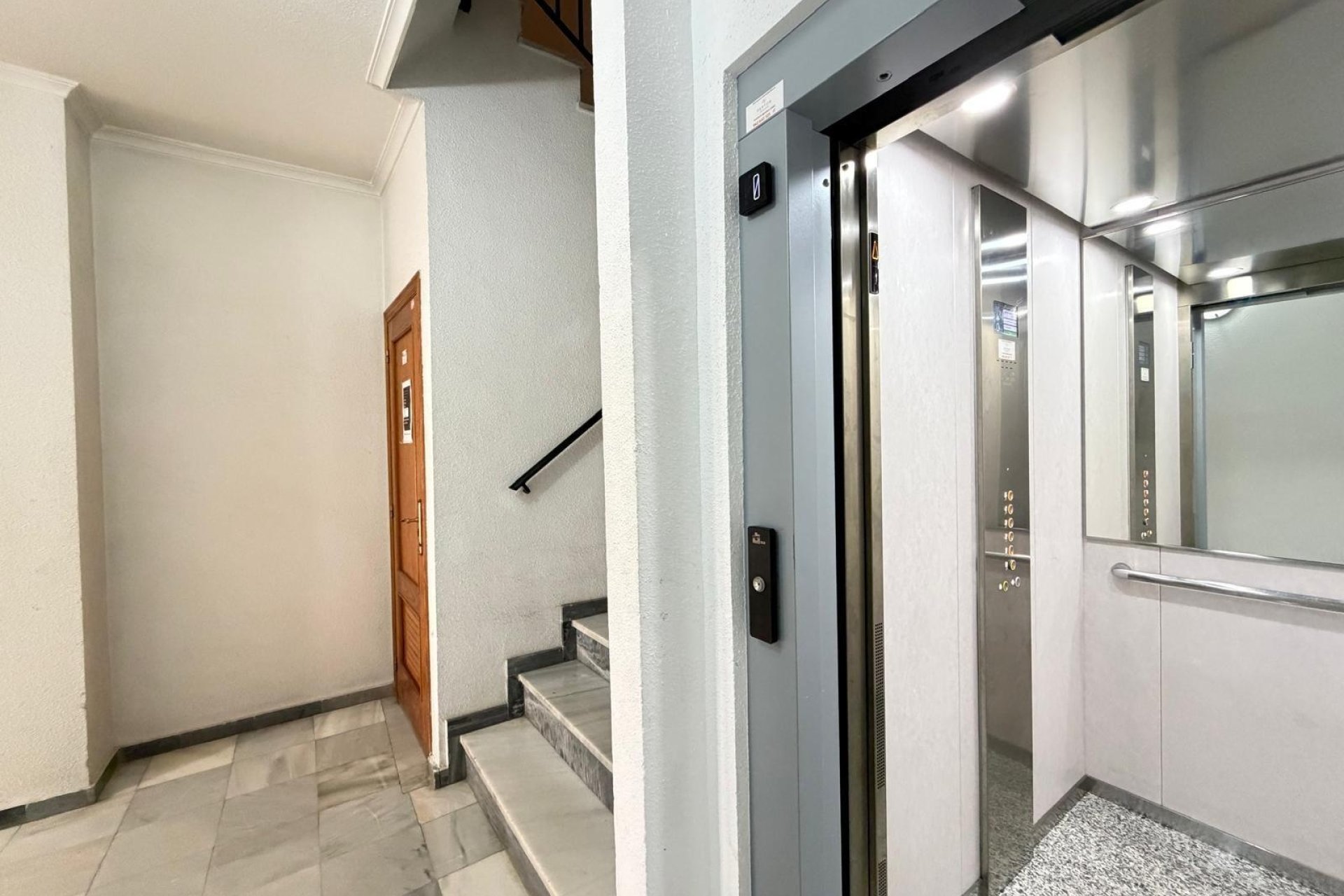Herverkoop - Apartment -
Torrevieja - Playa del Cura