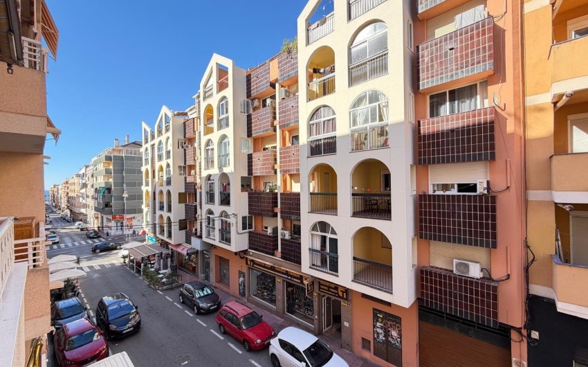Herverkoop - Apartment -
Torrevieja - Playa del Cura