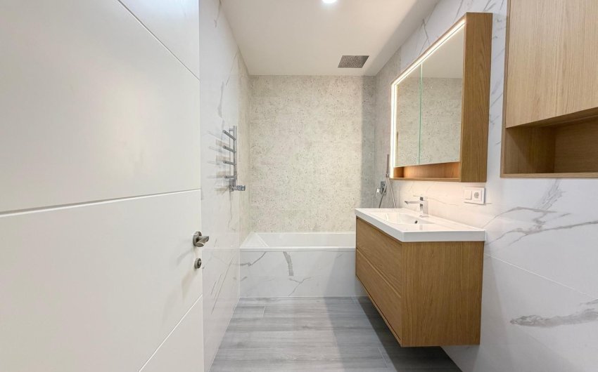 Herverkoop - Apartment -
Torrevieja - Playa del Cura