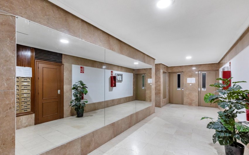 Herverkoop - Apartment -
Torrevieja - Playa del Cura