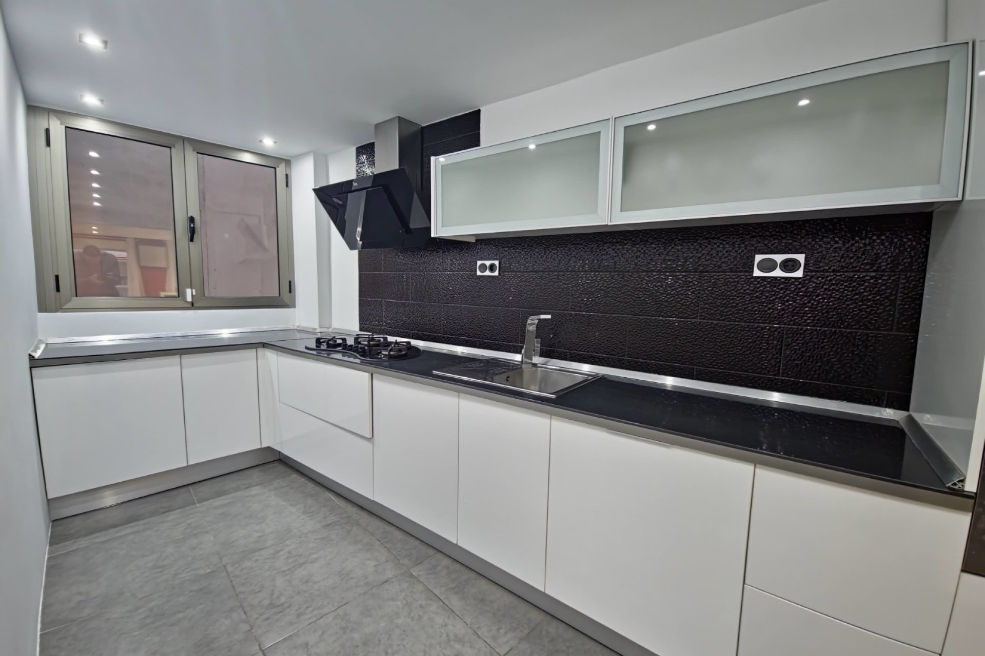 Herverkoop - Apartment -
Torrevieja - Playa del Cura