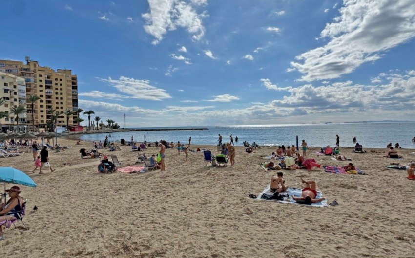 Herverkoop - Apartment -
Torrevieja - Playa del Cura