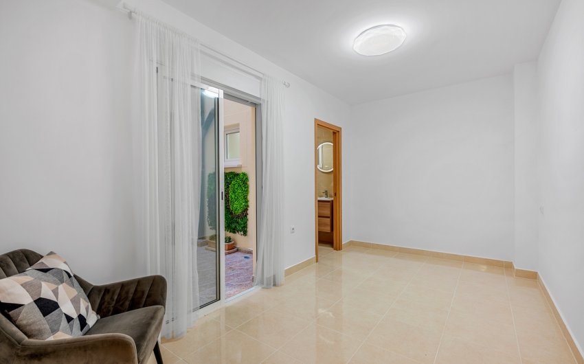 Herverkoop - Apartment -
Torrevieja - Playa del Cura