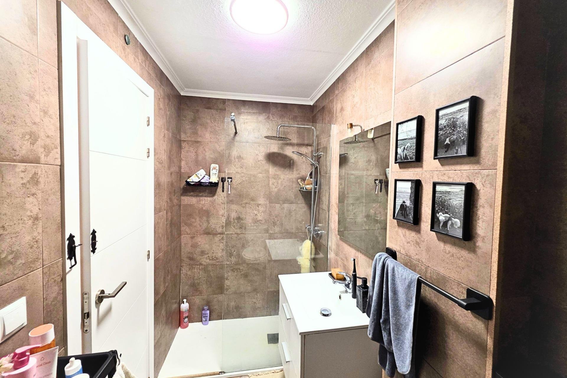 Herverkoop - Apartment -
Torrevieja - Playa del Cura