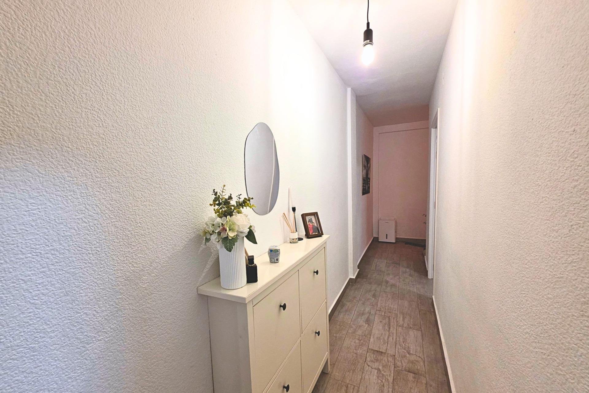 Herverkoop - Apartment -
Torrevieja - Playa del Cura