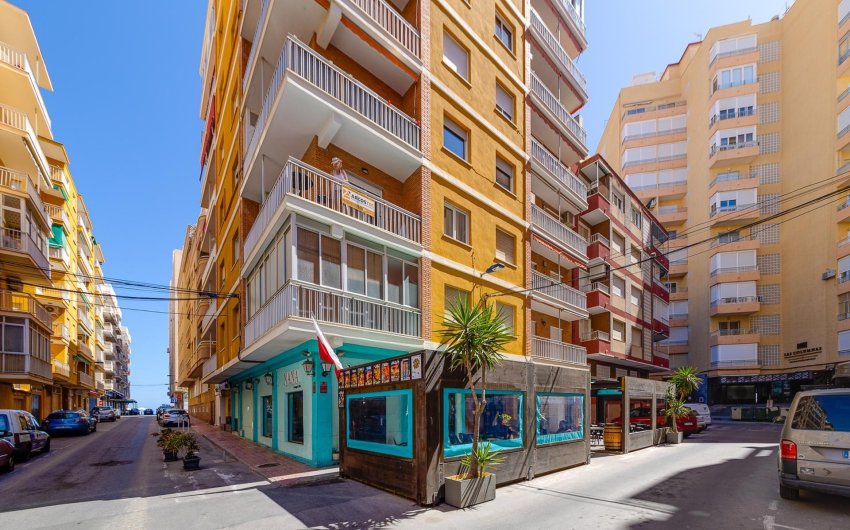 Herverkoop - Apartment -
Torrevieja - Playa del Cura
