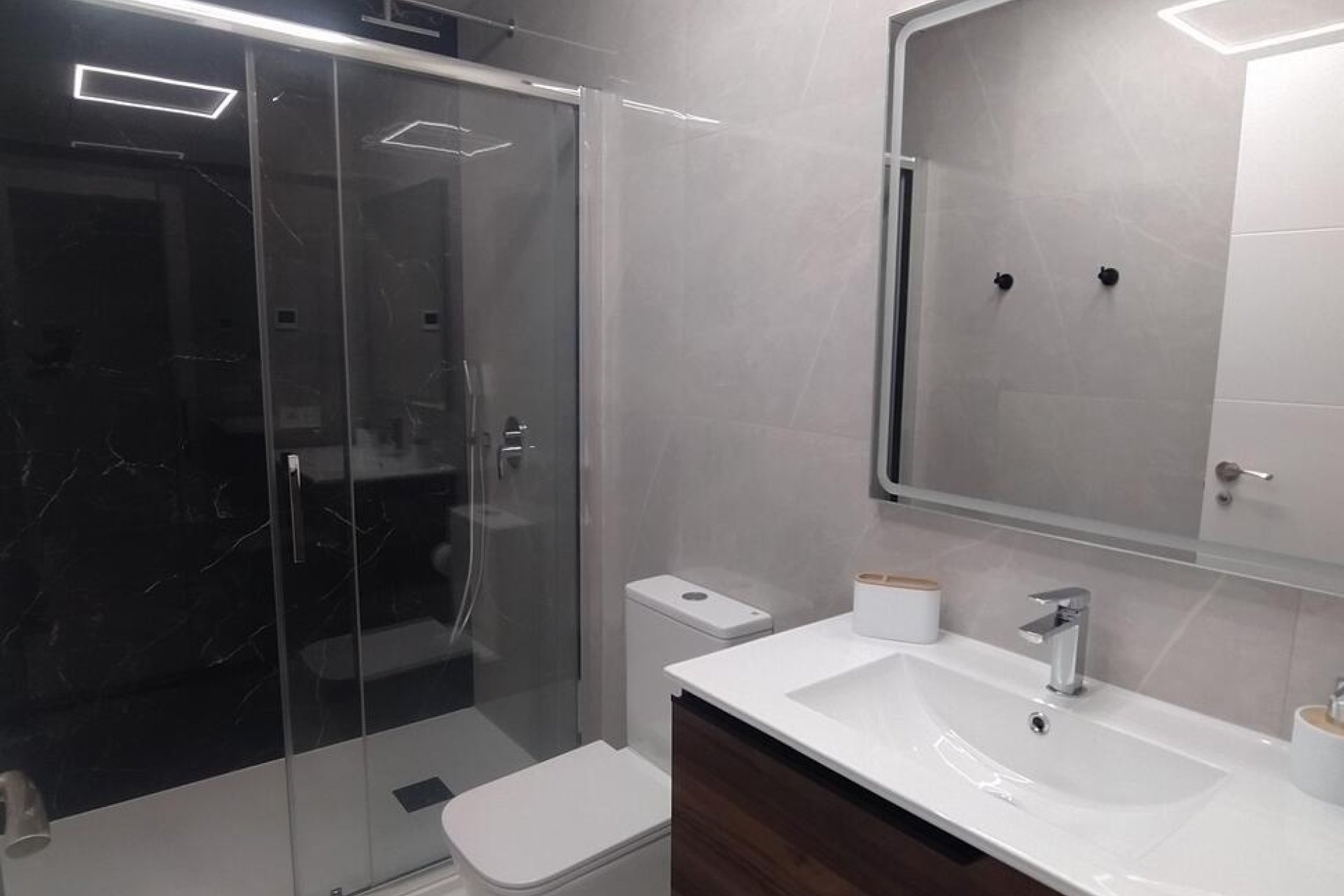 Herverkoop - Apartment -
Torrevieja - Playa del Cura