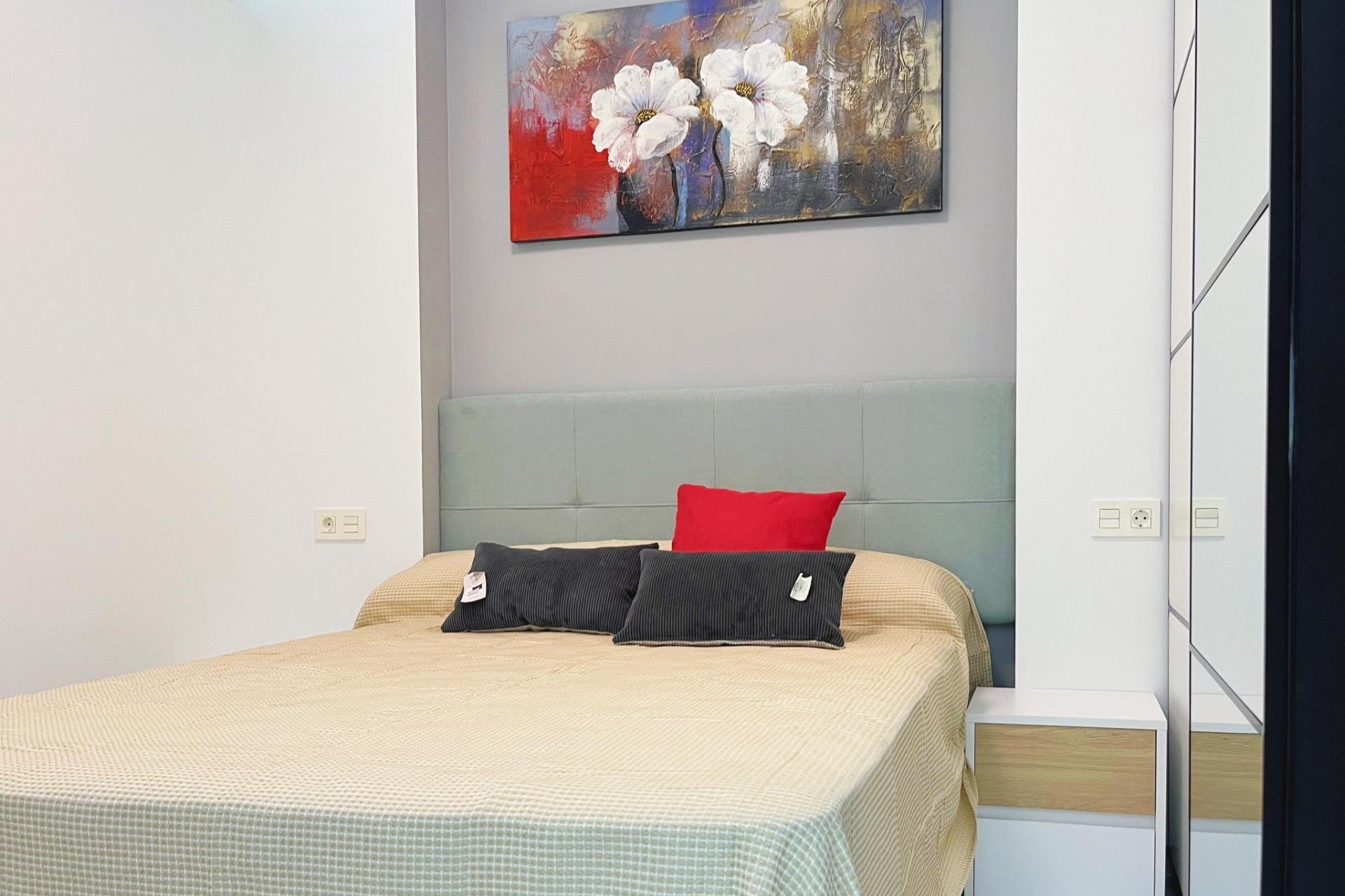 Herverkoop - Apartment -
Torrevieja - Playa del Cura