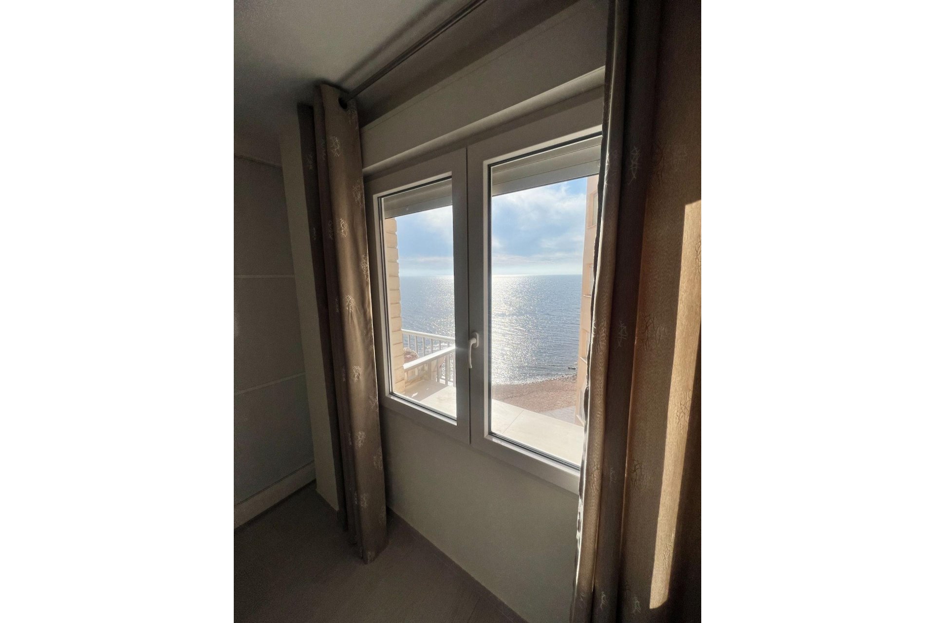 Herverkoop - Apartment -
Torrevieja - Playa del Cura