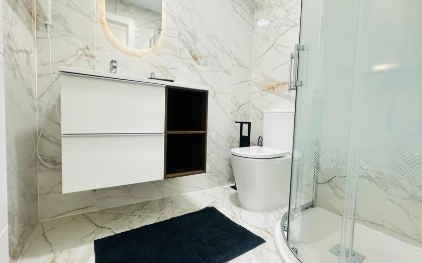 Herverkoop - Apartment -
Torrevieja - Playa del Cura