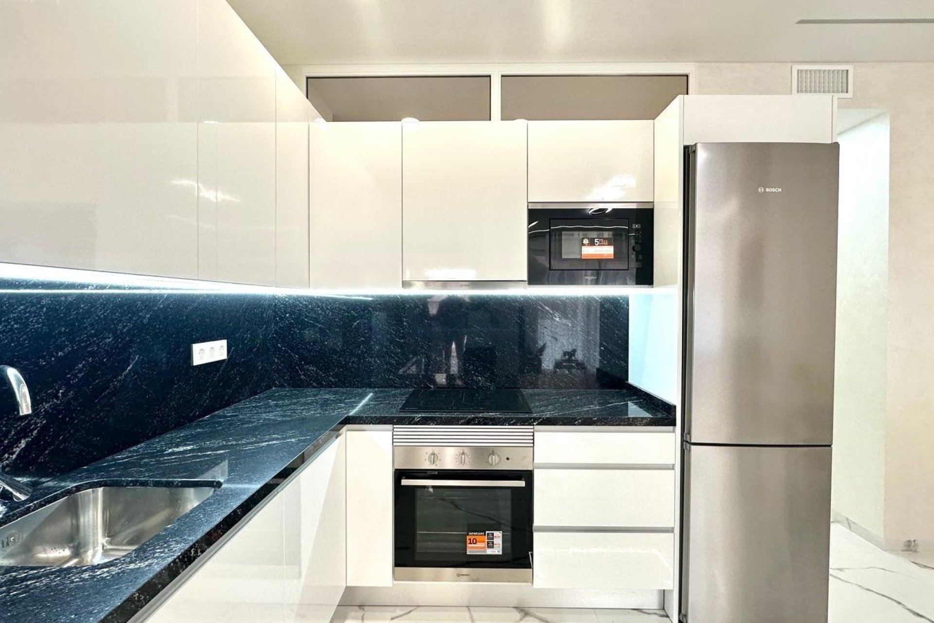 Herverkoop - Apartment -
Torrevieja - Playa del Cura