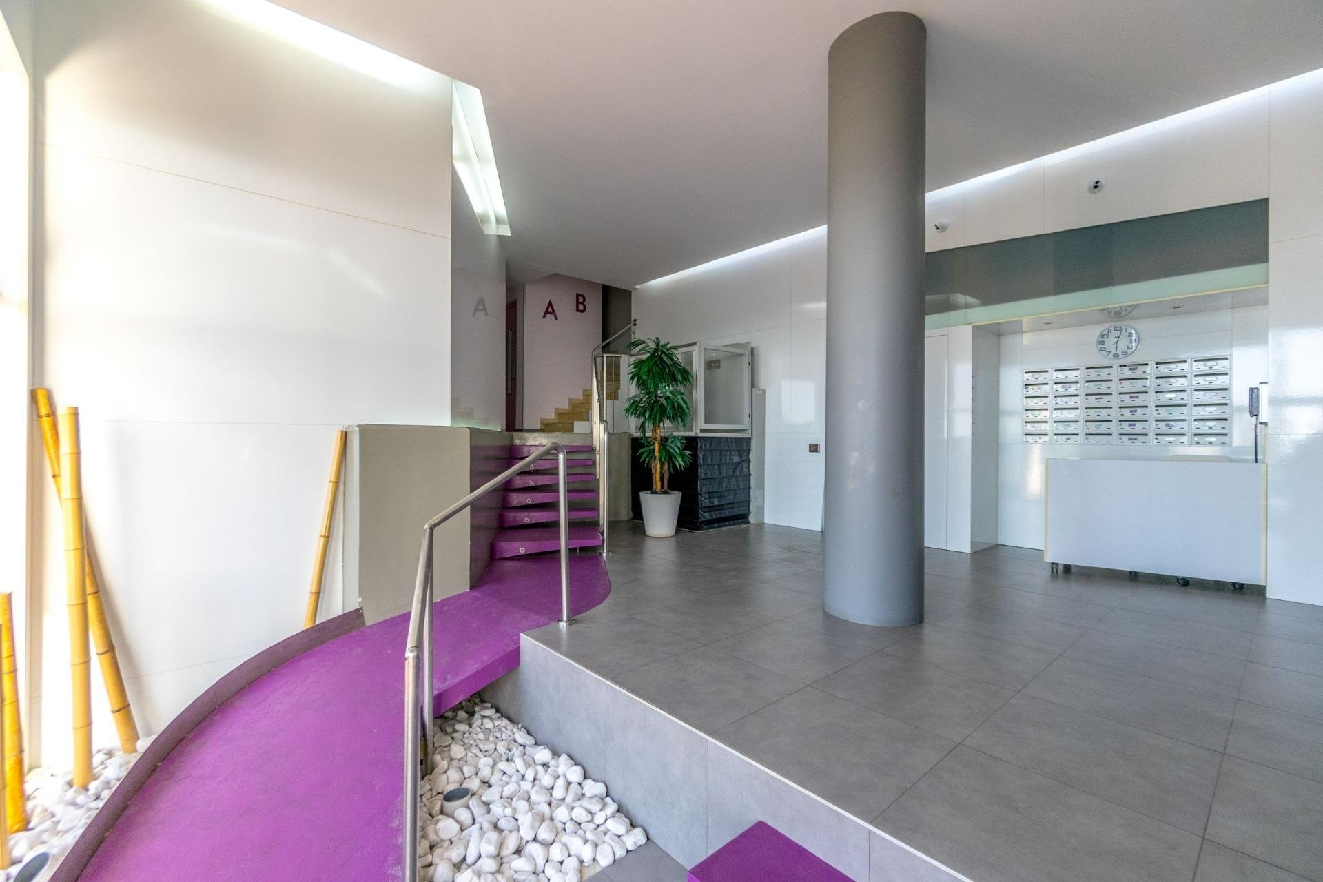 Herverkoop - Apartment -
Torrevieja - Playa del Cura