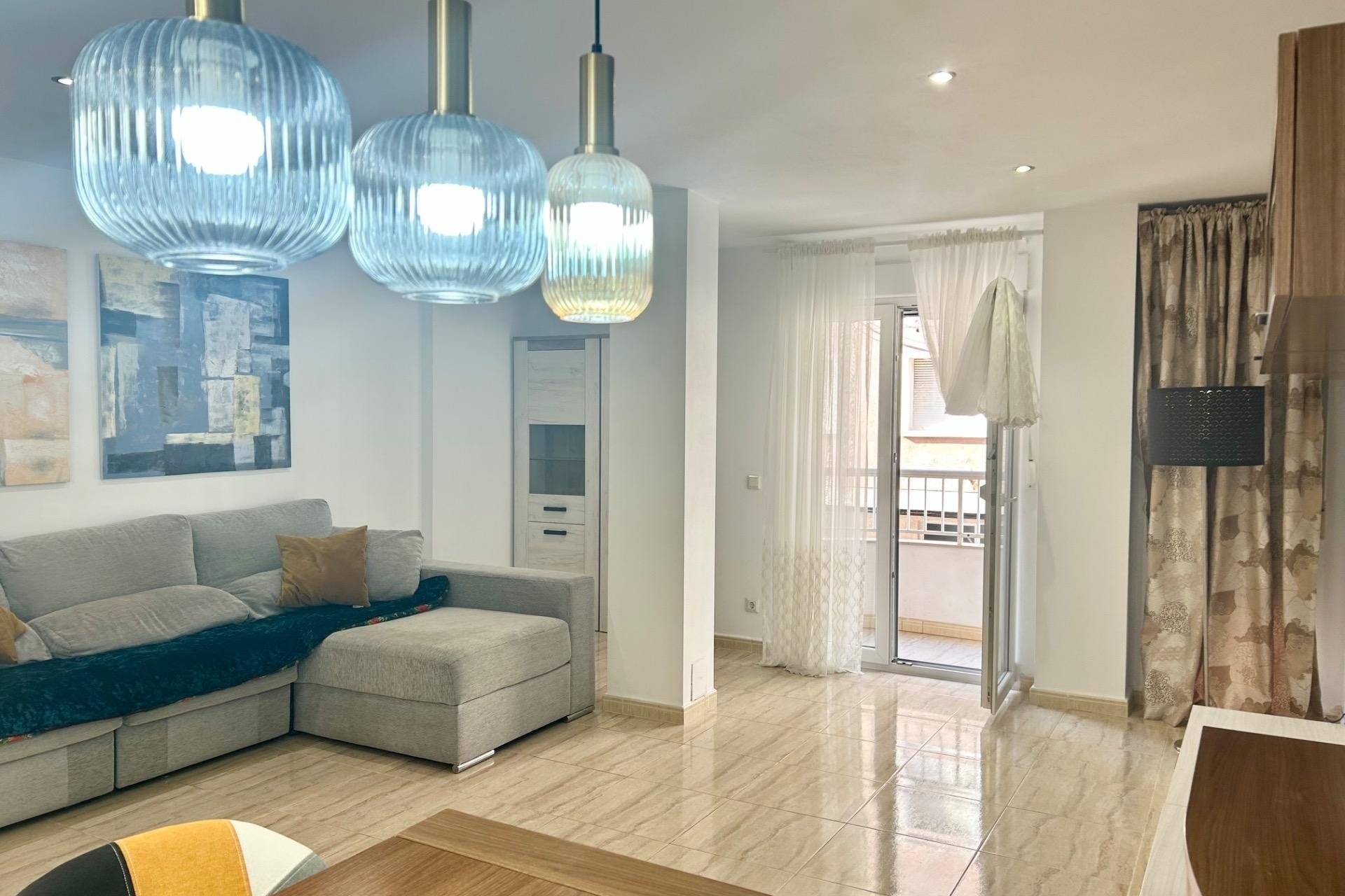 Herverkoop - Apartment -
Torrevieja - Playa del Cura