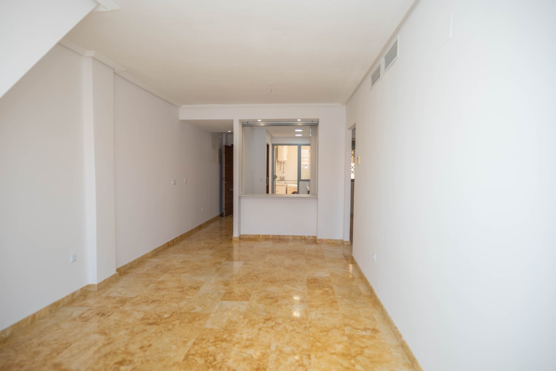 Herverkoop - Apartment -
Torrevieja - Playa del Cura