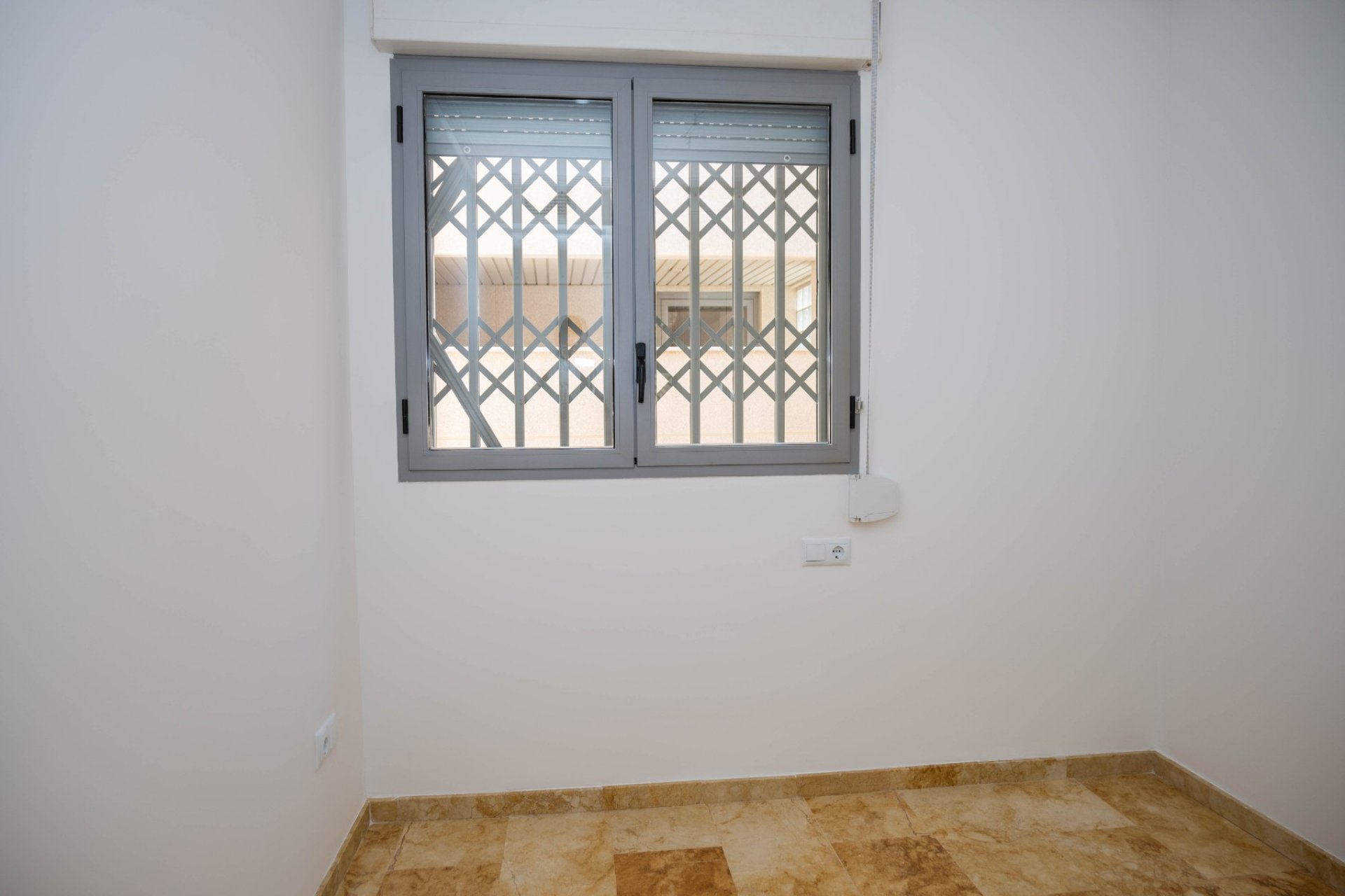 Herverkoop - Apartment -
Torrevieja - Playa del Cura