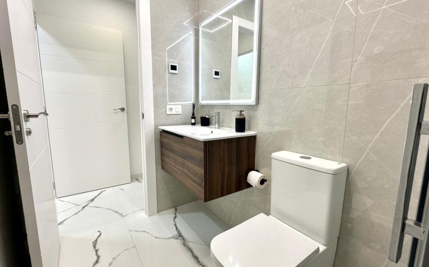 Herverkoop - Apartment -
Torrevieja - Playa del Cura