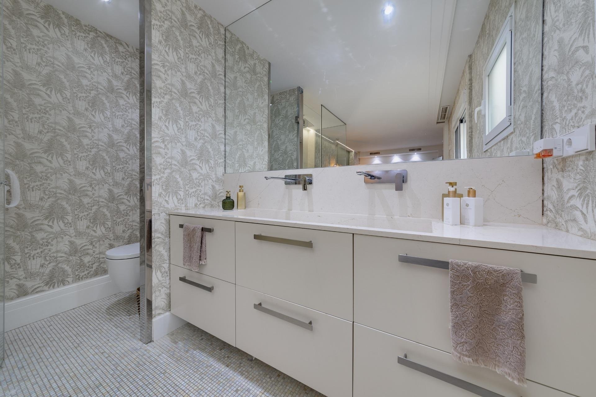 Herverkoop - Apartment -
Torrevieja - Playa del Cura