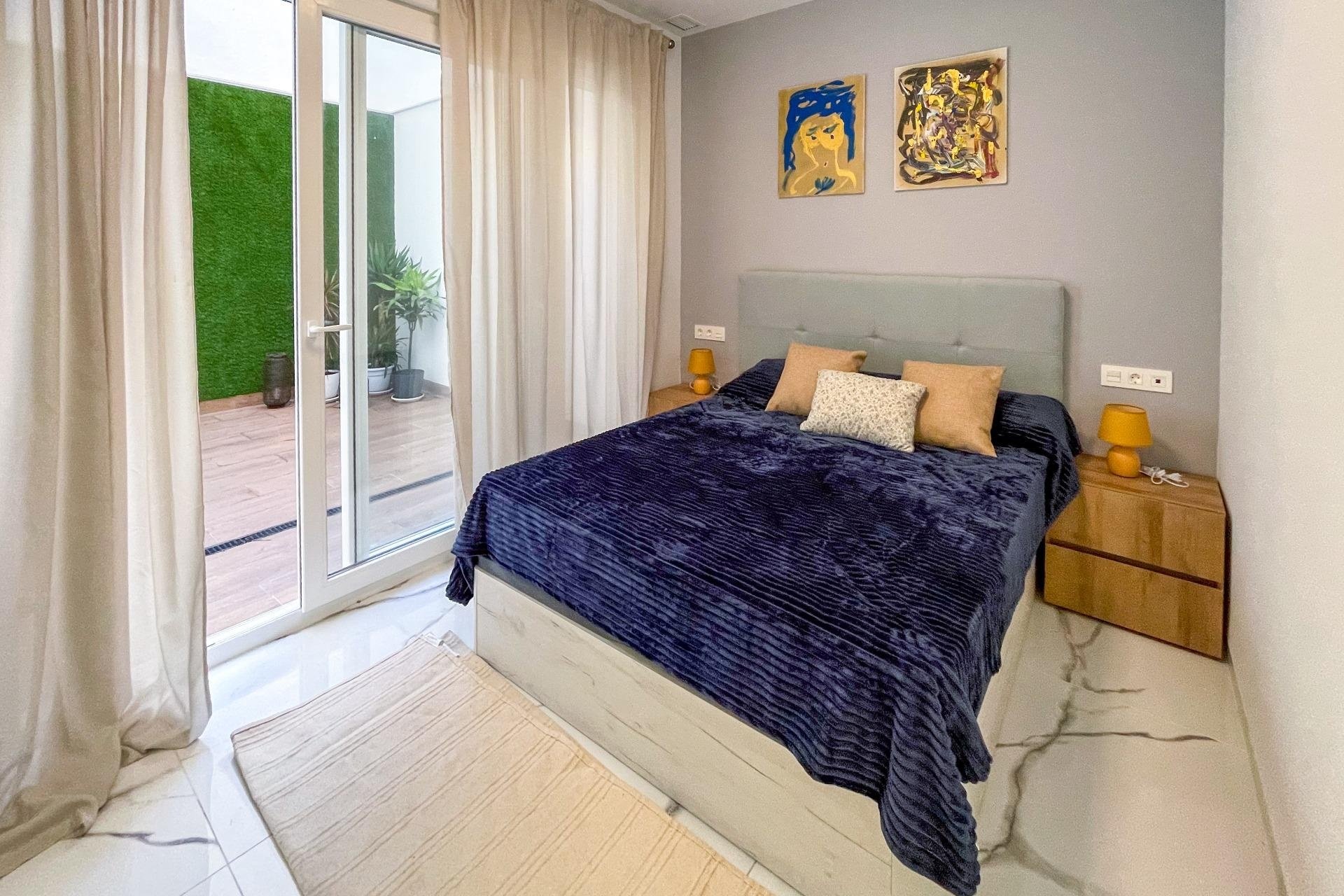 Herverkoop - Apartment -
Torrevieja - Playa del Cura