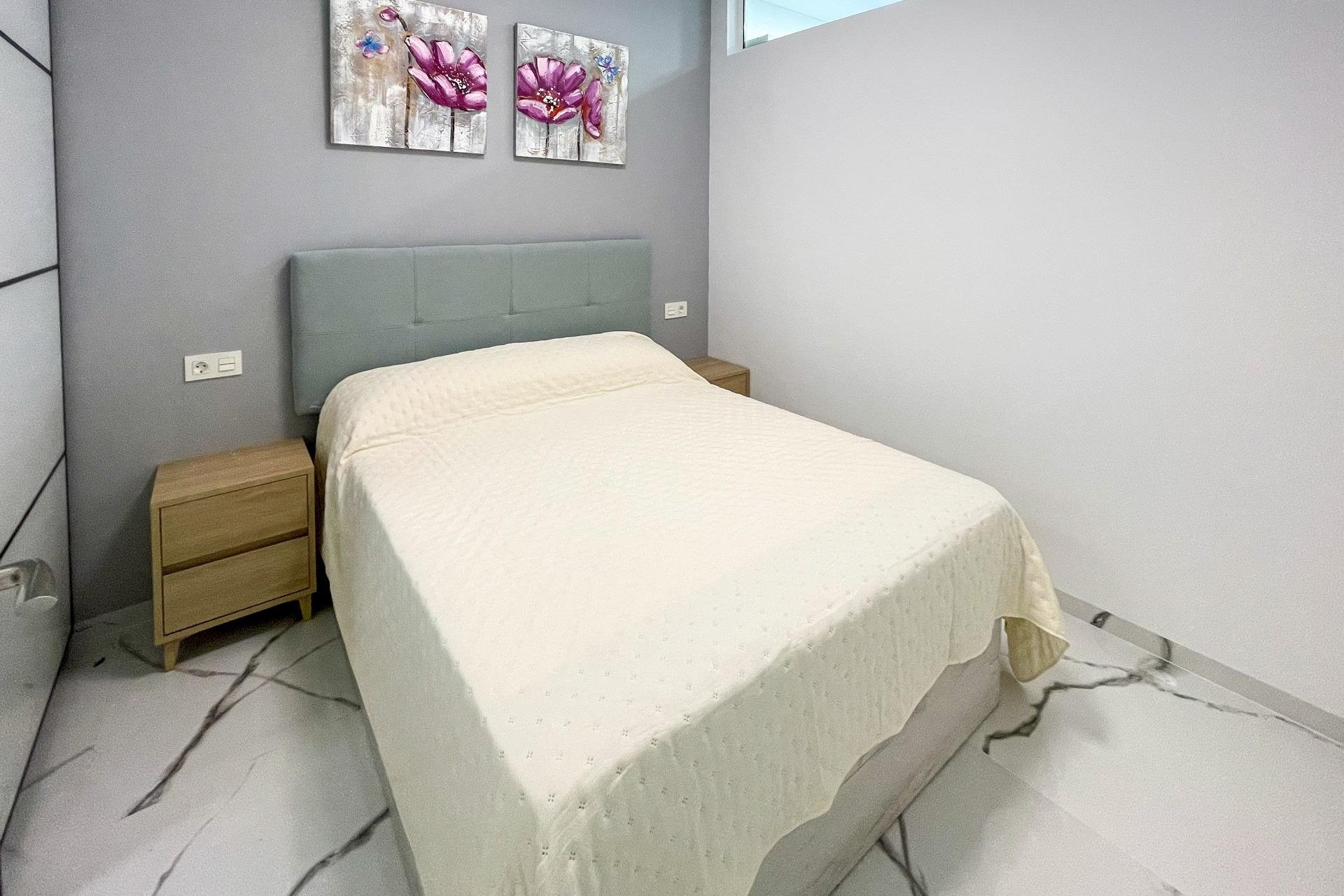 Herverkoop - Apartment -
Torrevieja - Playa del Cura