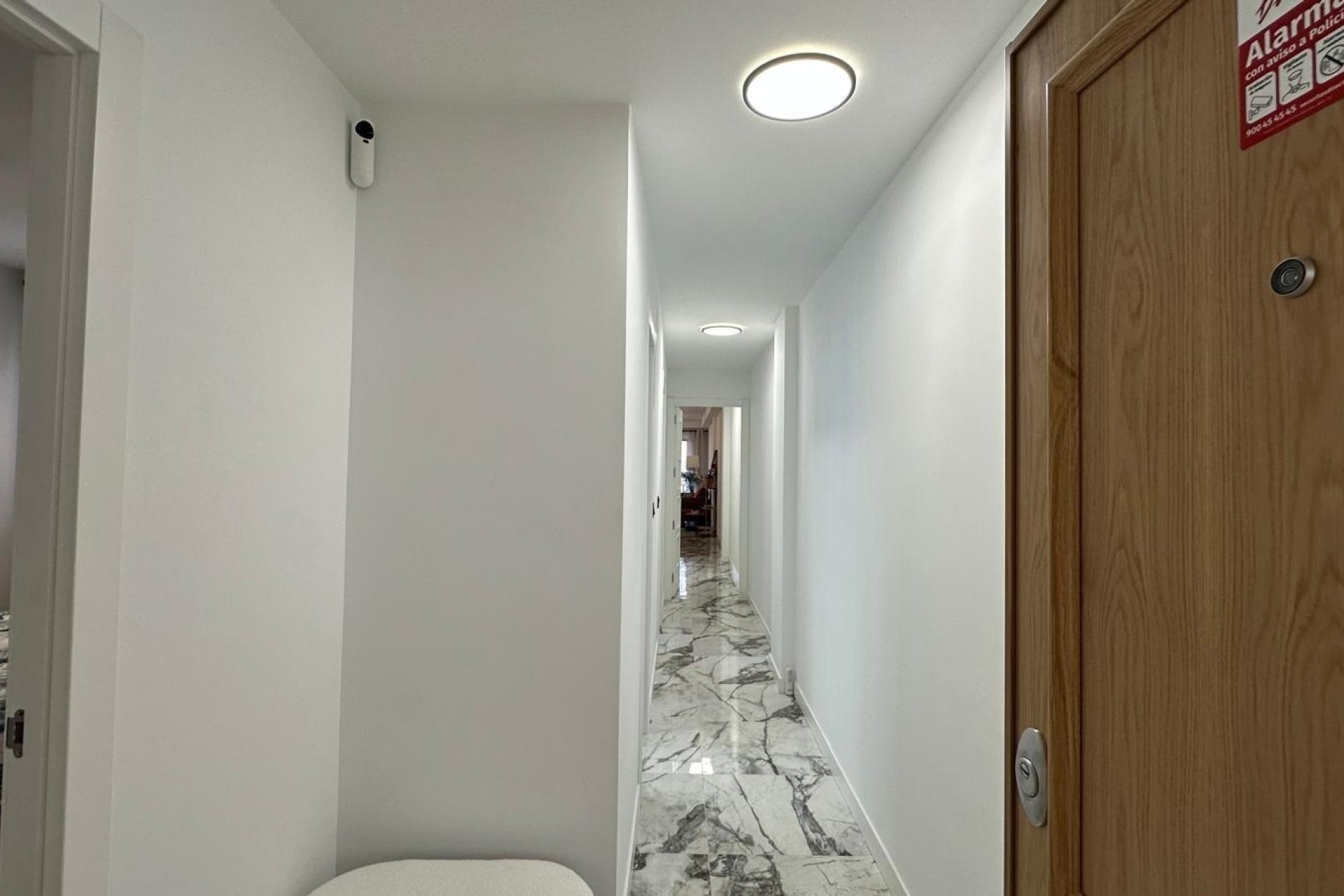 Herverkoop - Apartment -
Torrevieja - Playa del Cura