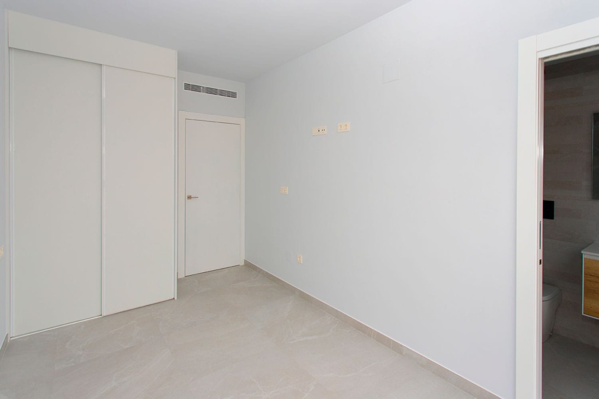 Herverkoop - Apartment -
Torrevieja - Playa del Cura