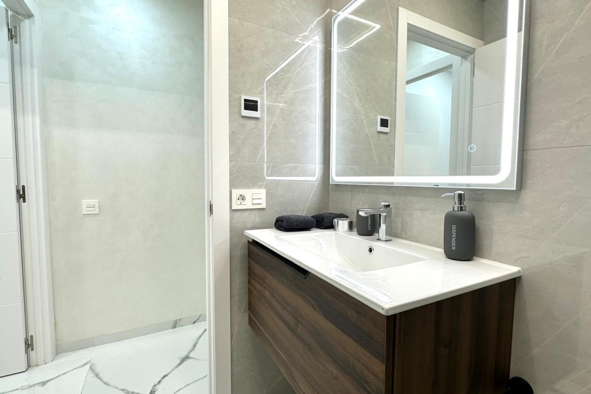 Herverkoop - Apartment -
Torrevieja - Playa del Cura