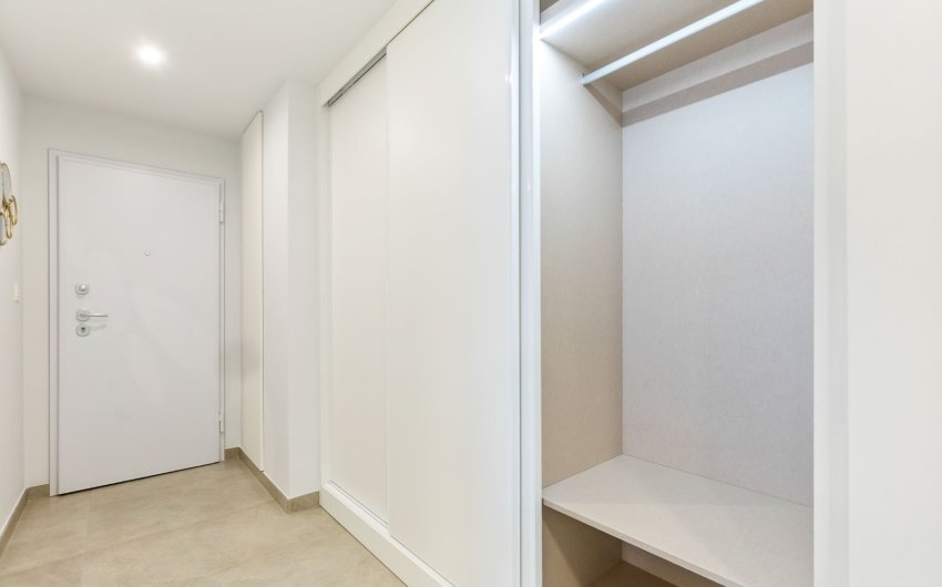 Herverkoop - Apartment -
Torrevieja - Playa del Cura