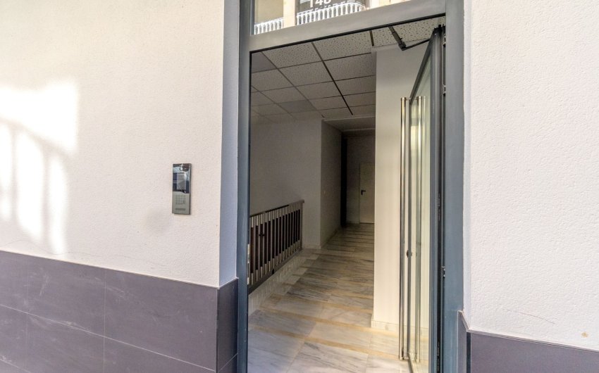 Herverkoop - Apartment -
Torrevieja - Playa del Cura