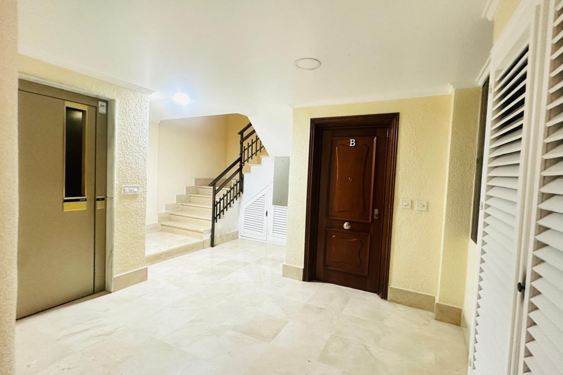 Herverkoop - Apartment -
Torrevieja - Playa del Cura