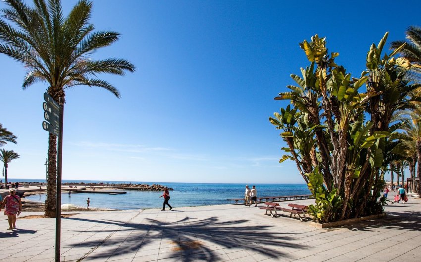 Herverkoop - Apartment -
Torrevieja - Playa del Cura