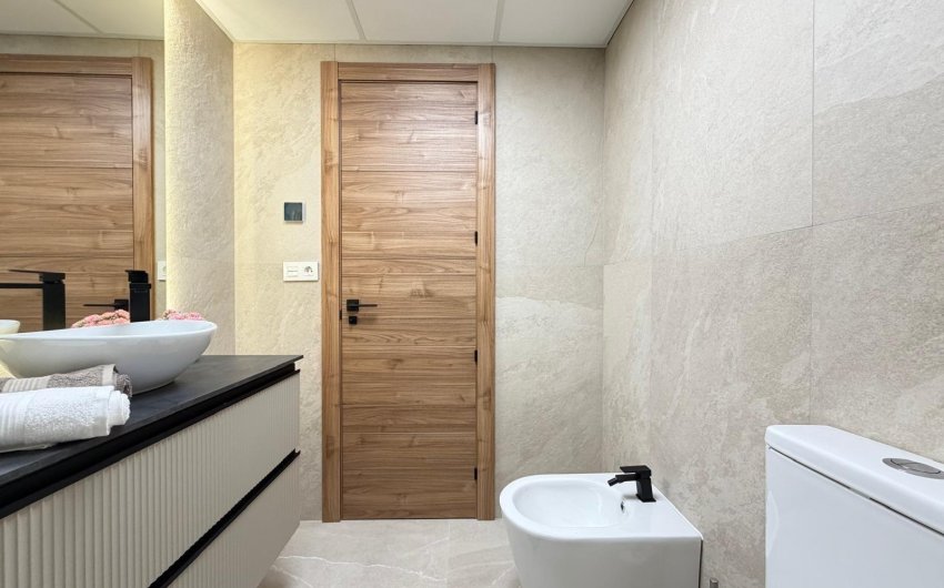 Herverkoop - Apartment -
Torrevieja - Playa del Cura
