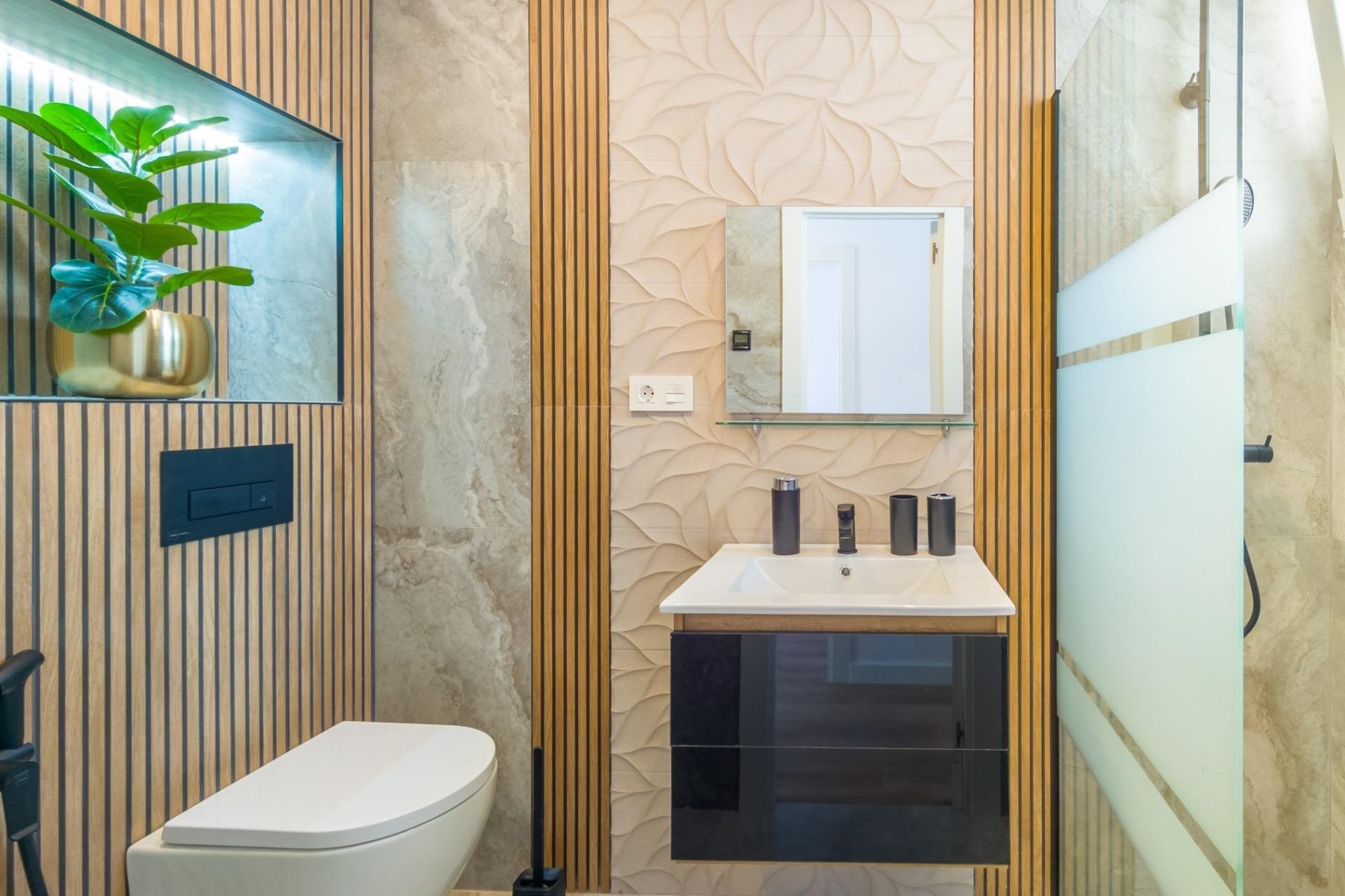 Herverkoop - Apartment -
Torrevieja - Playa del Cura